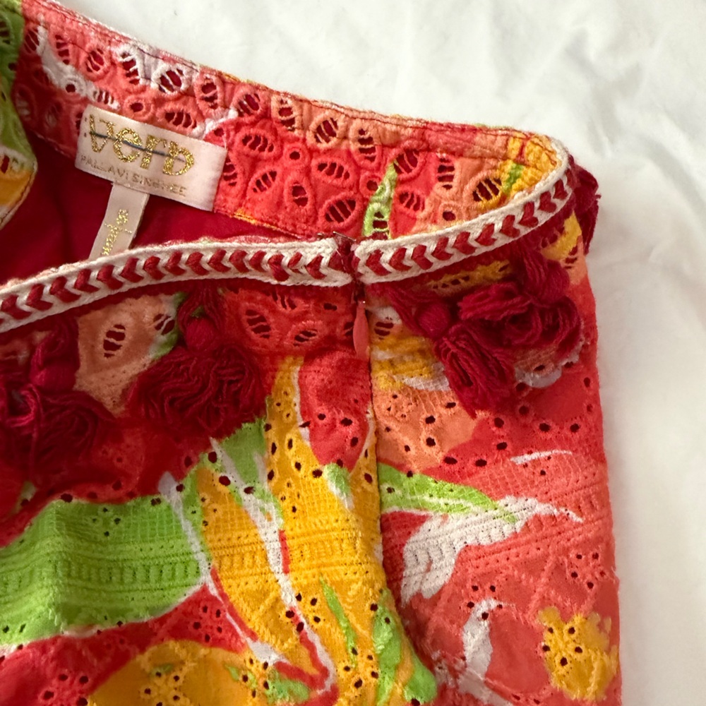ANTHROPOLOGIE VERB by Pallavi Singhee Electra Eyelet Mini Skirt S Pom Poms‎ - Picture 7 of 10
